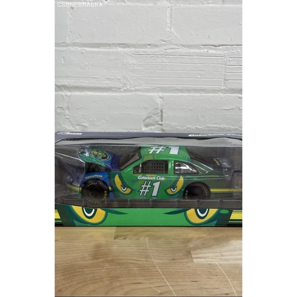 1:24 Stock Car Goodyear #1‎ gaterback